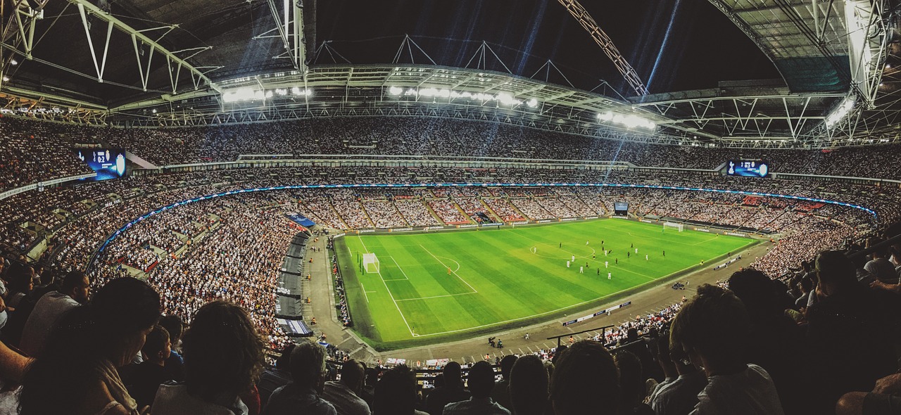 Football match coming up? 5 tips for a successful evening!